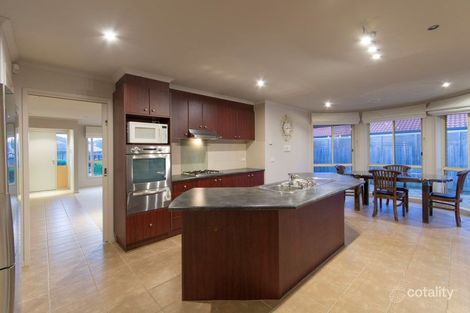 Property photo of 16 Cavill Close Langwarrin VIC 3910