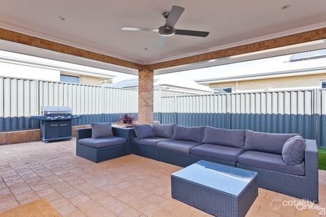 Property photo of 3 Hazewinkel Gardens Champion Lakes WA 6111