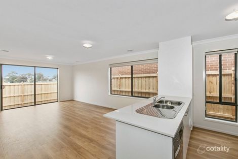 Property photo of 10 Abbeyard Drive Clyde VIC 3978