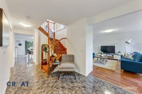 Property photo of 8 Edgewater Circuit Cairnlea VIC 3023