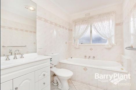 Property photo of 8 Laemmle Street Dandenong North VIC 3175