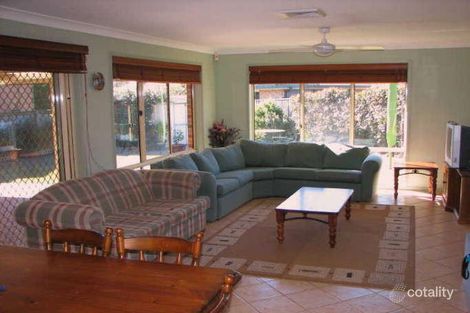 Property photo of 5 Woodglen Place Horsley NSW 2530