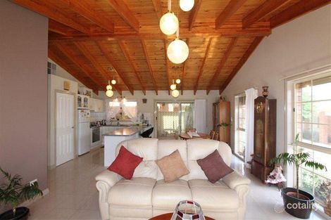 Property photo of 5/9-11 Peter Chanel Court Deer Park VIC 3023