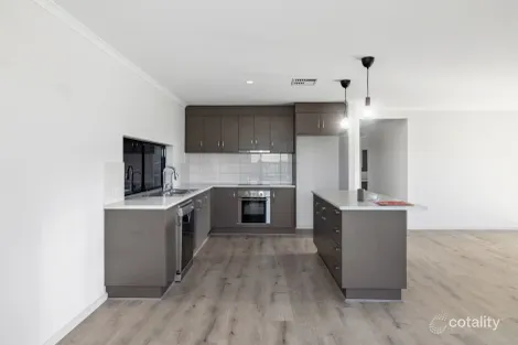 Property photo of 32 Thomas Street Strathalbyn SA 5255