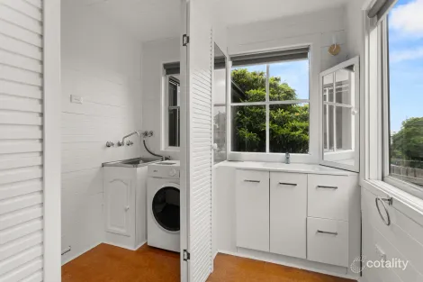 Property photo of 11 Evans Street Chadstone VIC 3148