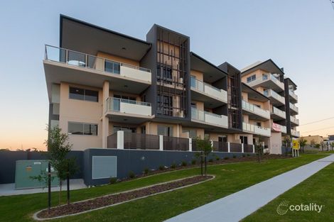 909-915 Logan Rd, Holland Park West, QLD 4121