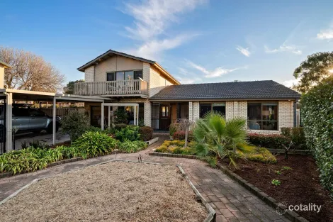 Property photo of 19 Whalan Place Kaleen ACT 2617