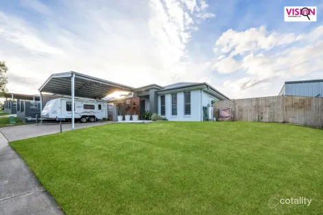 32 Dobinson St, Bucasia, QLD 4750
