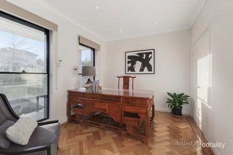 Property photo of 19 Bicentennial Court Doncaster East VIC 3109