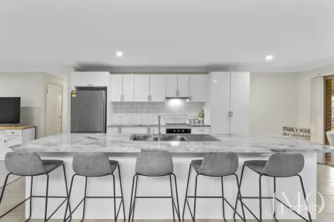 Property photo of 6 Antonia Place Ormeau QLD 4208
