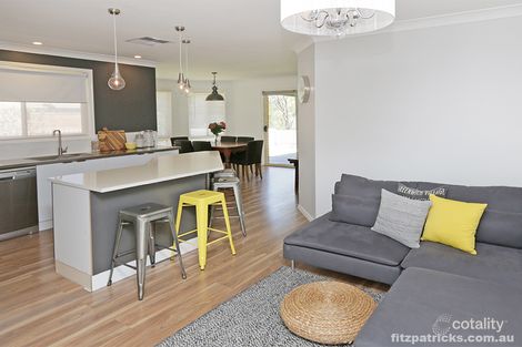 Property photo of 21 Bourkelands Drive Bourkelands NSW 2650