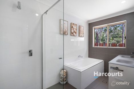 Property photo of 1 Moonan Close Martinsville NSW 2265