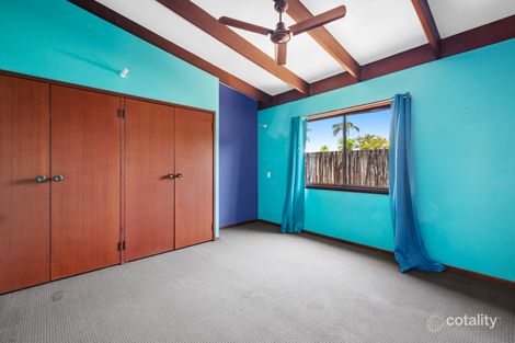 Property photo of 42 Nicklin Way Parrearra QLD 4575