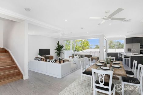 Property photo of 2/21 Simpsons Road Bardon QLD 4065