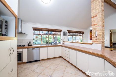 Property photo of 18 Massey Turn Mundaring WA 6073
