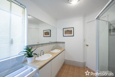 Property photo of 18 Massey Turn Mundaring WA 6073