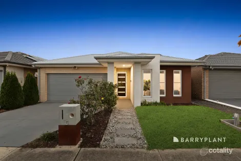 5 Elena Way, Officer, VIC 3809