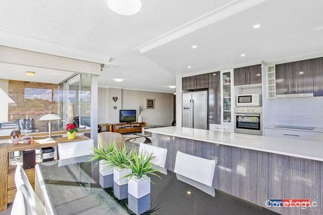 Property photo of 9/24 The Esplanade Burleigh Heads QLD 4220
