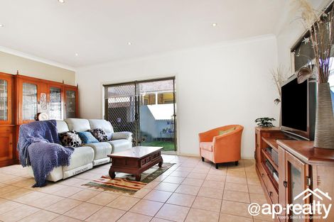 Property photo of 7 Birkenhead Crescent Forest Lake QLD 4078
