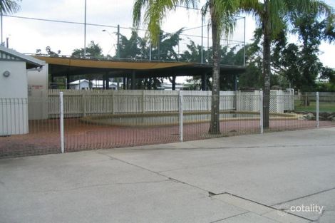 34 Earl St, Westcourt, QLD 4870