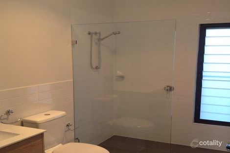 Property photo of 1/302 Park Avenue Kotara NSW 2289