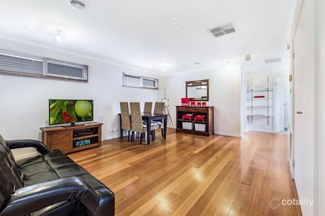 Property photo of 5 Pineda Court Glen Waverley VIC 3150