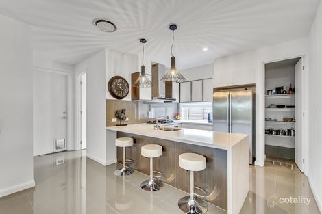 Property photo of 9/341 Macarthur Avenue Hamilton QLD 4007