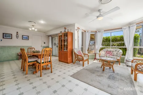 Property photo of 8 Treefern Close Aberglasslyn NSW 2320