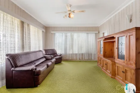 Property photo of 24 Eastern Avenue Shellharbour NSW 2529