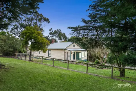 Property photo of 435 Eltham-Yarra Glen Road Kangaroo Ground VIC 3097