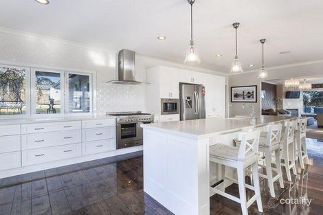 Property photo of 2 Wynnstay Road Mount Eliza VIC 3930