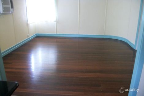 Property photo of 10 Bridson Avenue East Ipswich QLD 4305