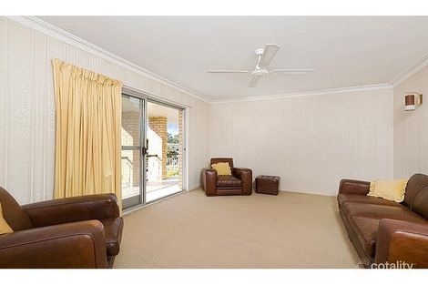 Property photo of 63 Granadilla Street Macgregor QLD 4109