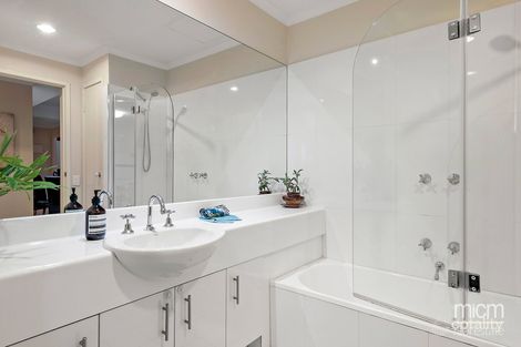 Property photo of 13/33 Jeffcott Street West Melbourne VIC 3003