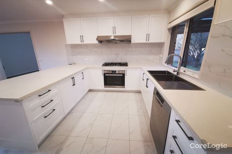 Property photo of 18 Townview Avenue Wantirna South VIC 3152