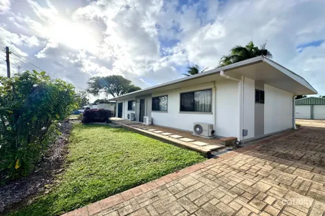 Property photo of 27 Melaleuca Street Slade Point QLD 4740