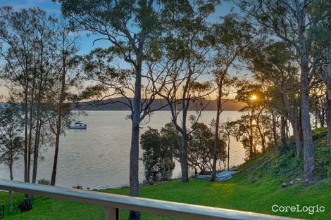 Property photo of 1/309A Avoca Drive Green Point NSW 2251