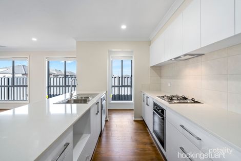 Property photo of 2 Stonefly Circuit Weir Views VIC 3338