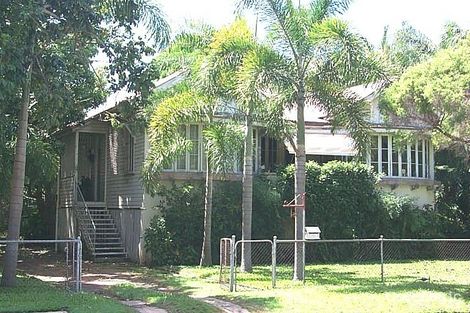 Property photo of 15 Armstrong Street Hermit Park QLD 4812