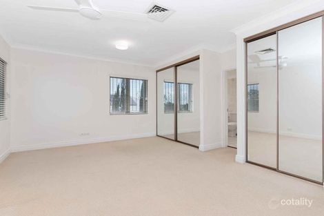 Property photo of 4/17 Dauphin Terrace Highgate Hill QLD 4101