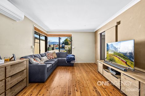 Property photo of 17 Sunlea Street Dapto NSW 2530