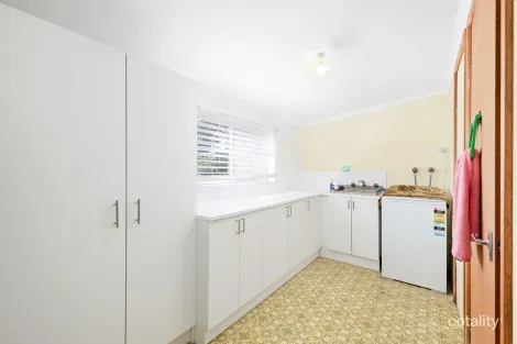 Property photo of 3 Jacaranda Street Red Cliffs VIC 3496