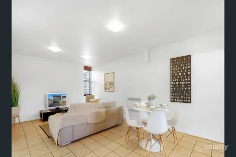 Property photo of 1/8 Beasley Avenue Werribee VIC 3030