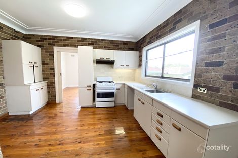 Property photo of 35 Amy Road Peakhurst NSW 2210