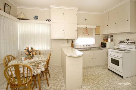 Property photo of 34 Montgomery Avenue Mount Waverley VIC 3149