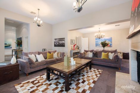 Property photo of 23 Malvern Grove Caulfield North VIC 3161