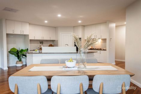 Property photo of 3 Pembroke Crescent Wodonga VIC 3690