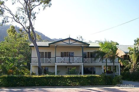 25 Marine Pde, Arcadia, QLD 4819