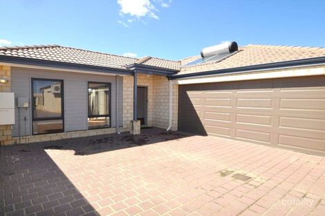 55 Redington Dr, Butler, WA 6036