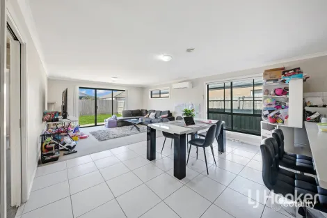Property photo of 6 Bindley Crescent Weir Views VIC 3338